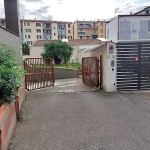 Apartment Lungarno 32 With Private Parking