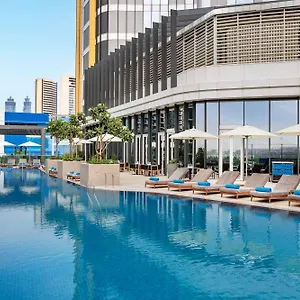 Hilton Garden Business Bay فندق